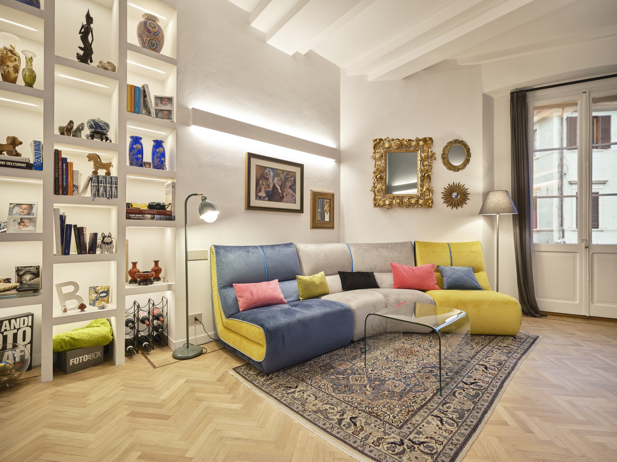 Living eclettico in centro storico